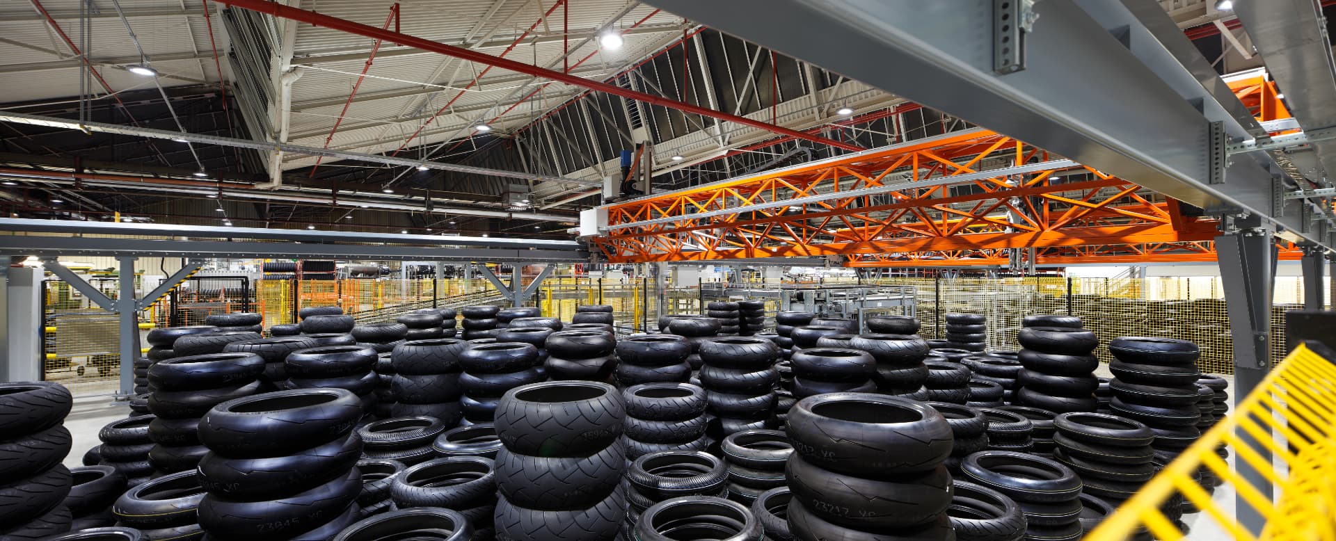 Reifenlager — Pirelli